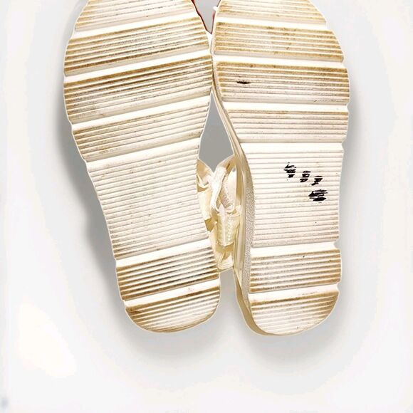 Aqua Women's Cream Strappy Sandals Platform size 7'comfort Summer Everyday wear - Picture 6 of 6